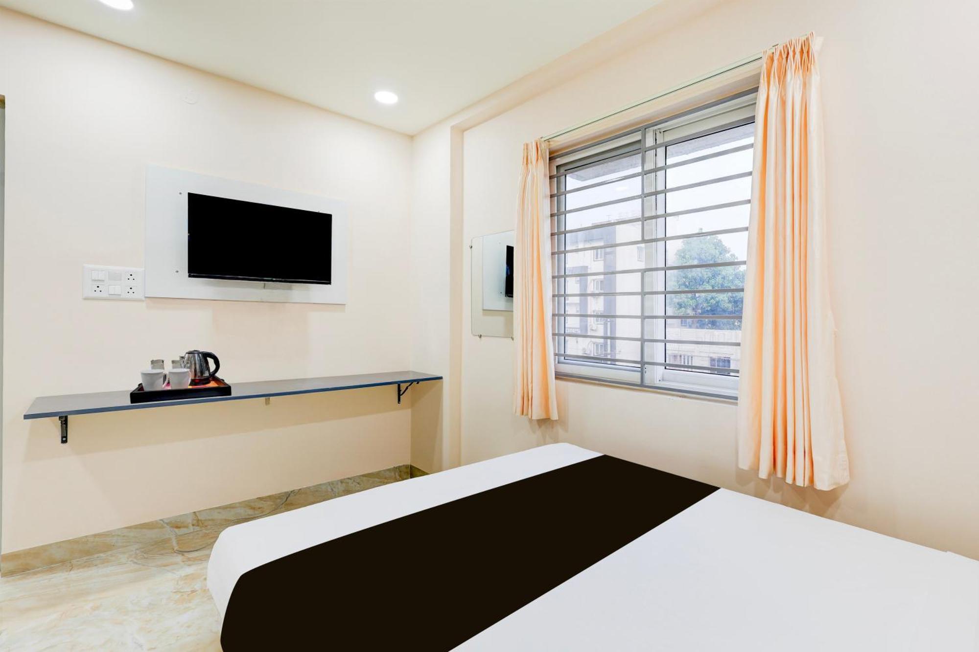 Super Townhouse Mvp Sector With Kailasagiri Hill View Pedda Waltair Екстериор снимка