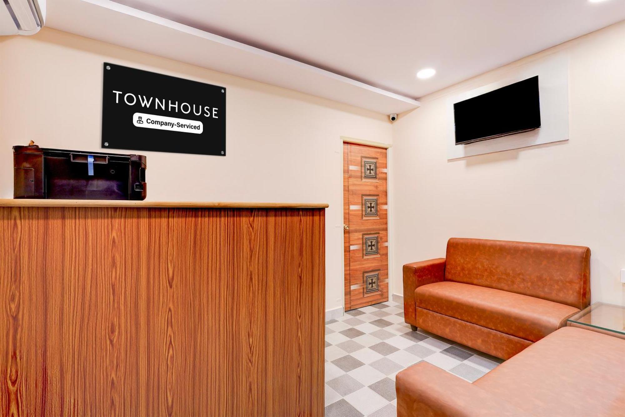 Super Townhouse Mvp Sector With Kailasagiri Hill View Pedda Waltair Екстериор снимка